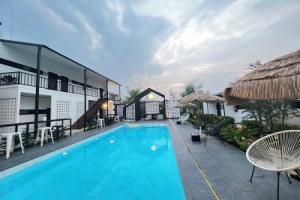 Penguin Villa Resort & Bistro, Ratchaburi