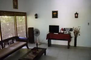 Sanuk bungalows, Rawai