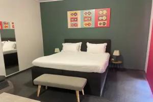 Connect Suites, Athens