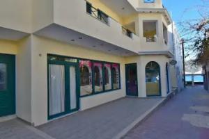 Mike's Studios, Karpathos Town
