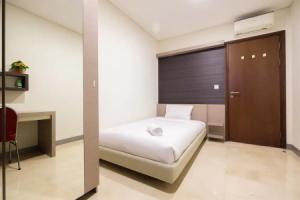 Modern Elegant Design L'Avenue Apartment, Jakarta