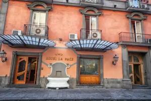 Hotel La Pace, Naples