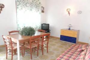 House With 2 Bedrooms in, With Furnished Terrace - 500, Punta Braccetto
