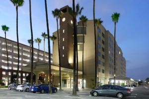 Courtyard by Marriott Los Angeles LAX/Century Boulevard, Los Angeles