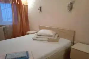 Apartments on Kirova street 30A, Bratsk