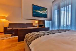 Hotel Wow, Budva