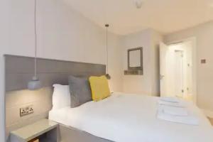 1 Bedroom Apartment Near The Aviva Stadium Sleeps 4, Dublin