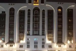 Al Liwan Suites, Doha