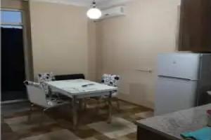 dvuhkomnatnaja v, 10 minut do morja Apartments, Batumi