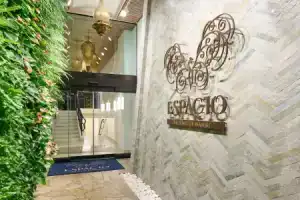 Espacio the Jewel of Waikiki, Honolulu