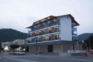 Varol Suite Hotel, Icmeler