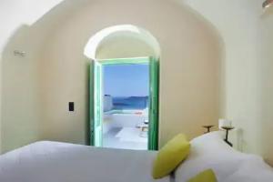 Caldera's Bliss Suites, Fira