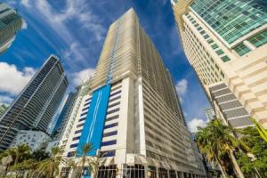 Miami Brickell unit Balcony Pool 1 pkg Apartments, Miami
