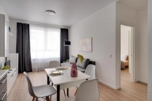 Apartments on Stozharova 5, Misailova