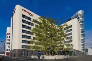 Hampton by Hilton Frankfurt Airport, Frankfurt am Main