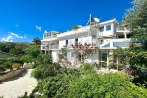 Sun Rose Apartments Hotel, Sveti Stefan