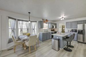 Family-friendly Home w/ Fenced Yard Tourist base, Indianapolis
