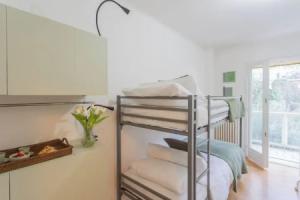 Besana 9 On the Lake - Private Garden & Parking by Rent all Como Apartments, Moltrasio