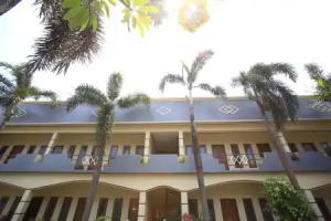 Reddoorz Plus @ Karet Pedurenan 3, Jakarta