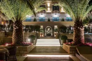 Forza Terra Hotel, Dobrota