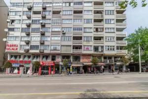 Altiparmak central 4 bedroom apartment, Bursa