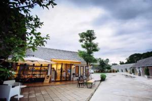 Khumkhaew Hotel, Hang Dong