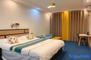 Xinyang Extreme Hotel, Xinyang