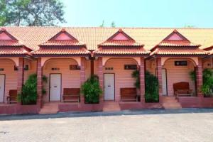P P Resort, Tak