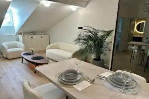 Rosako Namas Apartamentai, Panevezys
