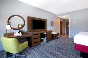 Hampton Inn & Suites West, Ottawa