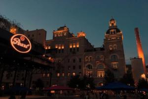 Cozy and Lovely 2BR 2BA Apt#a Near Lively Downtown Apart-hotel, San Antonio