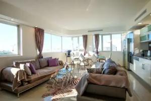 FeelHome - Penthouse Dizengoff, Bnei Brak