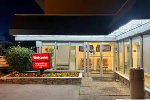Econo Lodge Motel Village, Calgary