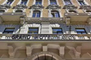 EST Grand Hotel Savoy, Budapest