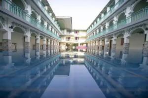 The Grand Morocc Residences, Mae Rim