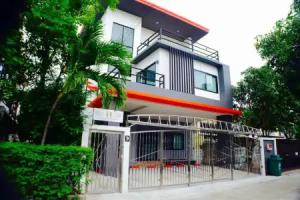 3 Bedroom House @Skytrain, Bang Na