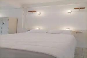 8 Sleepers Street Hostel, Krabi City