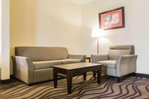 Quality Inn & Suites North, Montgomery