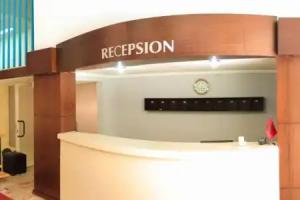 Noon Central Hotel, Tirana