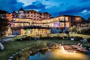 Sonnenberg | Panorama Dolomites Wellbeing Hotel, Maranza