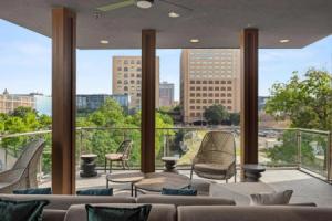 Placemakr Downtown Apartments, Austin