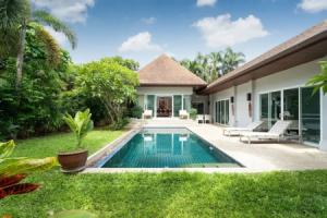 Tropical 3BR Pool Villa Morning Forest, Nai Harn