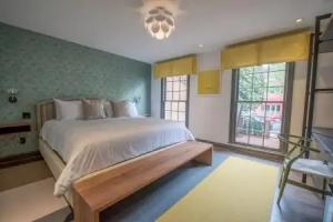 The Poppy Georgetown, Washington