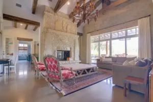 Pool & Covered Patios: Sprawling Estate! Hotel, Austin