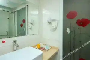 Home Inn Pebble Hotel (Changzhou University City), Changzhou