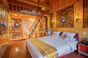 Cloud Lake House lnn, Lijiang