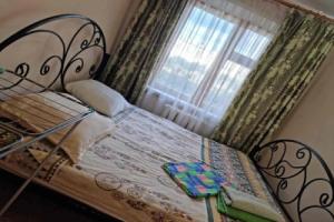 Apartments DenNoch in the 9th microdistrict, 7, Achinsk