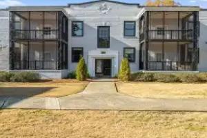 Newly Renovated Buckhead Condo Suites, Atlanta