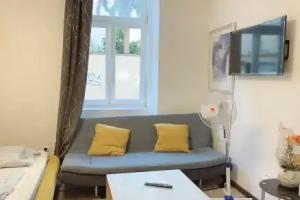 Bright 1BR Stay in Central Mini-hotel, Vienna