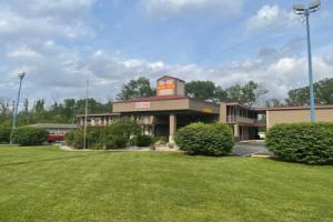 Pt6 Inn, Evansville